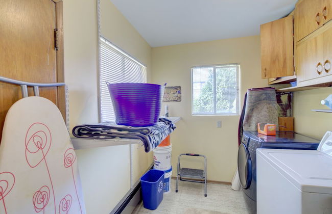 Seattle House - Photo 25