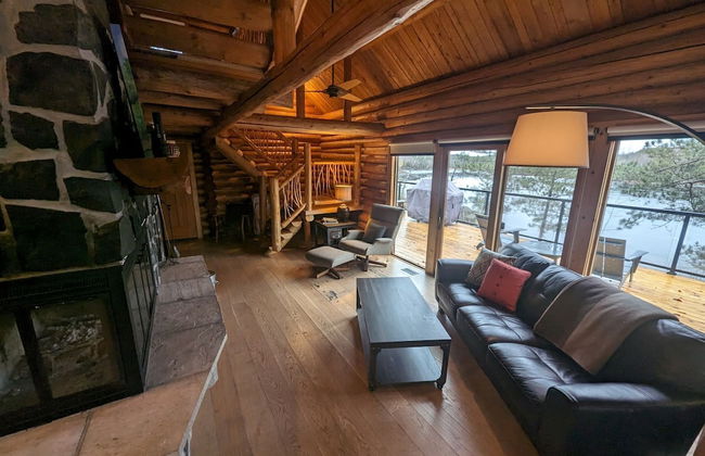 Beautiful Log Cabin on Saganaga Lake - Foto 12