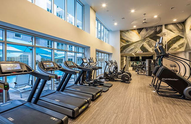 Resort Style Suites in Downtown LA - Foto 43