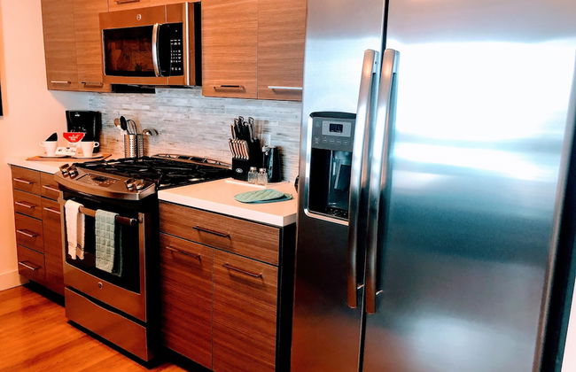 Resort Style Suites in Downtown LA - Foto 18