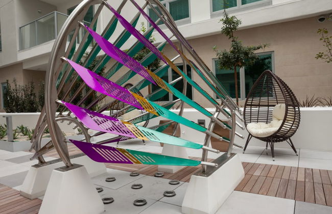 Resort Style Suites in Downtown LA - Foto 57