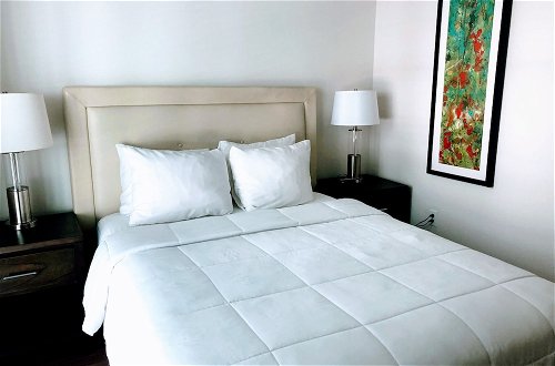 Photo 8 - Resort Style Suites in Downtown LA