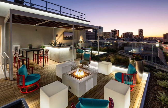 Resort Style Suites in Downtown LA - Foto 59