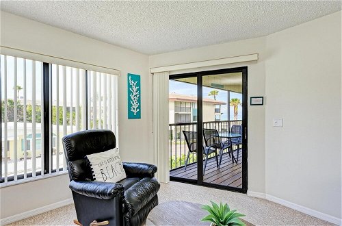 Photo 49 - Gulf Breeze Ami-2bd-2ba-condo-private Beach Access-heater Pool-water Views From Every Window