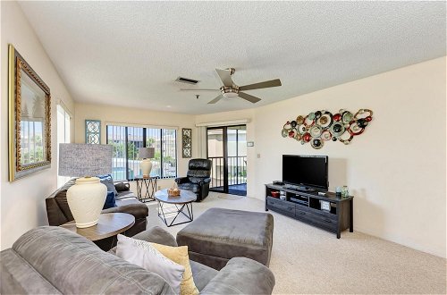 Foto 36 - Gulf Breeze Ami-2bd-2ba-condo-private Beach Access-heater Pool-water Views From Every Window