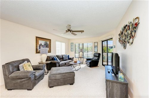 Foto 23 - Gulf Breeze Ami-2bd-2ba-condo-private Beach Access-heater Pool-water Views From Every Window