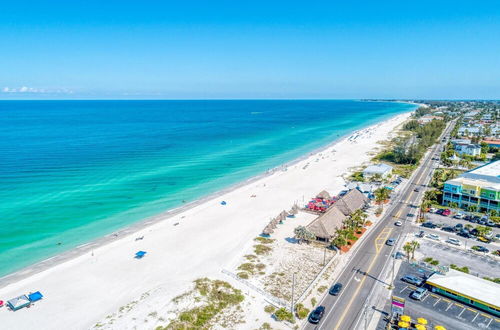 Photo 74 - Gulf Breeze Ami-2bd-2ba-condo-private Beach Access-heater Pool-water Views From Every Window