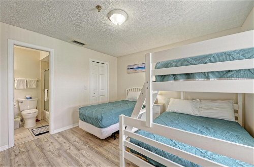 Photo 60 - Gulf Breeze Ami-2bd-2ba-condo-private Beach Access-heater Pool-water Views From Every Window