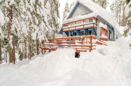 Foto 41 - Quintessential Tahoe Cabin