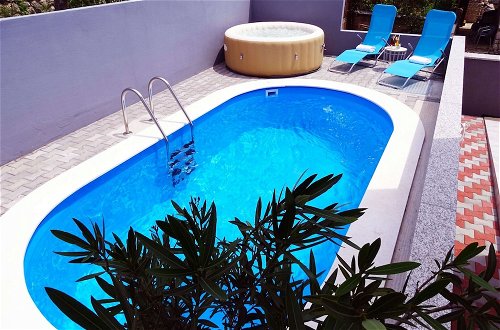 Foto 7 - Modern Villa in Dramalj With Pool