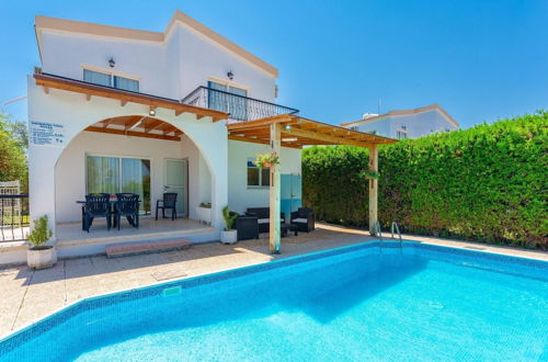 Photo 5 - Argaka Sun Villa Tessera Large Private Pool Walk to Beach Sea Views A C Wifi - 2841