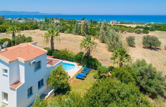 Photo 3 - Argaka Sun Villa Tessera Large Private Pool Walk to Beach Sea Views A C Wifi - 2841