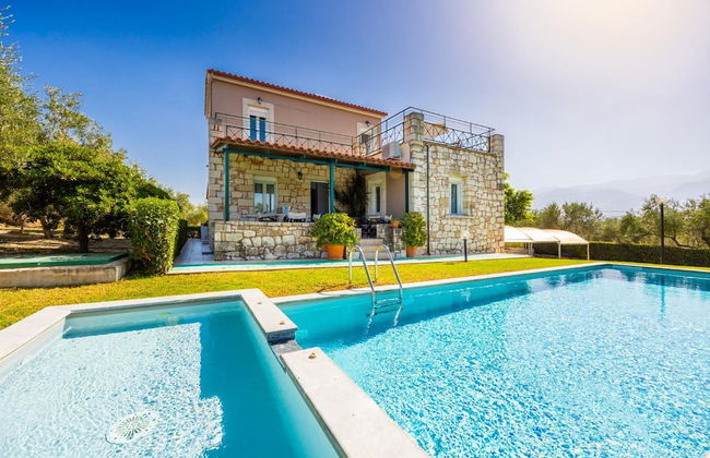 Villa Dimitris Large Private Pool Walk to Beach Sea Views A C Wifi Car Not Required Eco-frien - 1923 - Foto 23
