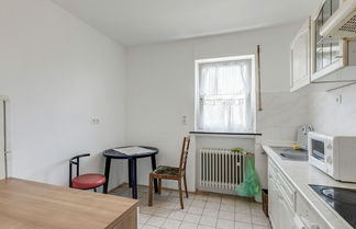 Photo 3 - Charming Apartment in Fuldabrück With Garden