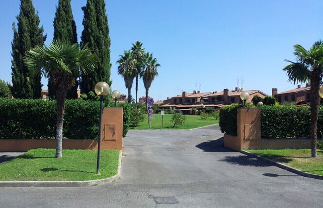 Luxury 3-bedrooms Villa Near the sea in Rome - Foto 1