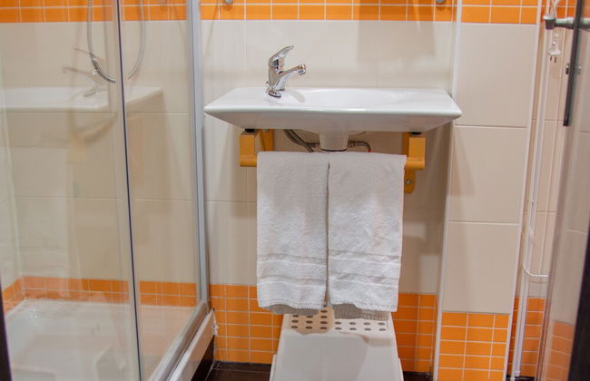 Apartmentos Santander Maliaño Suites 3000 - Foto 41