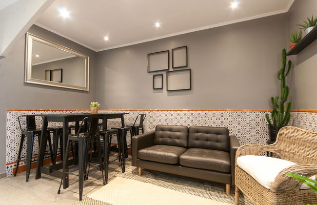 Lovely and Central 4 BR Apartment - Foto 1