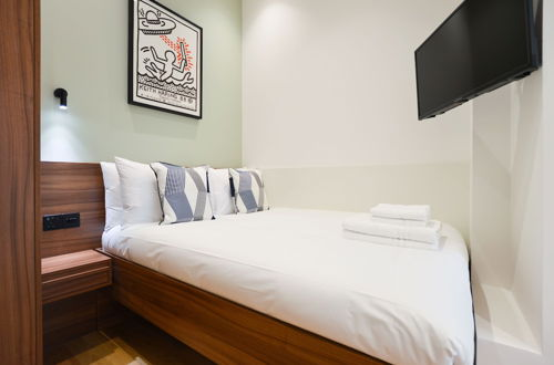 Photo 4 - Shepherds Bush Green Serviced Apartments by Concept Apartments