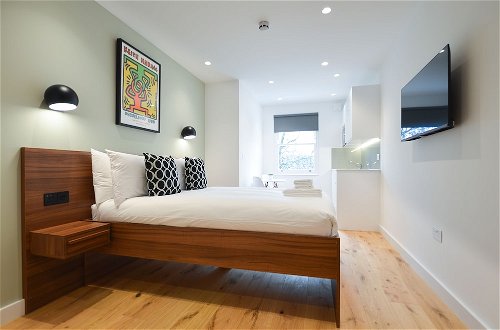 Photo 35 - Shepherds Bush Green Serviced Apartments by Concept Apartments