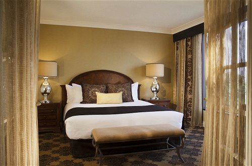 Photo 33 - Omni Houston Hotel