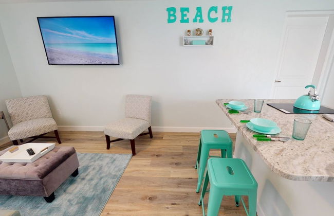 Modern Grove Duplex Unit B - Foto 2