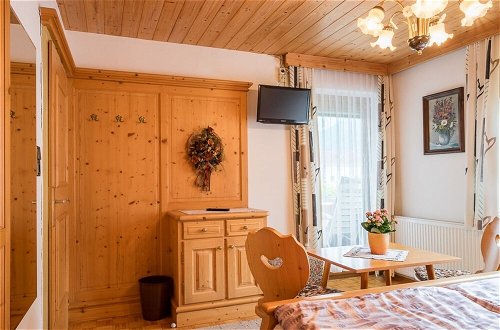 Foto 4 - Spacious Apartment in Fügen near Ski Area