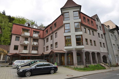 Foto 9 - Beautiful Apartment in a Spa Resort, Only 2,5 km From the Jáchymov Chairlift - Keilberg