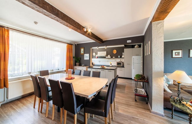 Pretty House in the Ardennes With Swimming Pool & Games Room - Foto 30