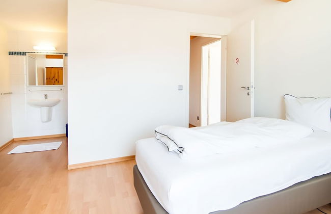 Luxurious Villa With Pool and Sauna, and Very Suitable for Culinary Workshops - Foto 2