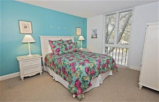 Photo 2 - 880 Ketch Court at The Sea Pines Resort