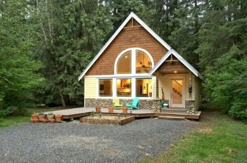 Photo 1 - Mt Baker Lodging Cabin 1 Sleeps 8