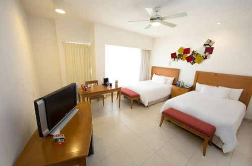 Photo 7 - Ambiance Suites Cancun