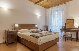 Photo 2 - Villa Borghese Roomy Flat
