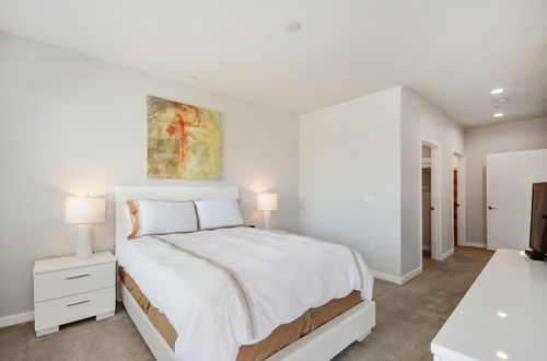 Photo 12 - Global Luxury Suites in Menlo Park