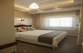 Photo 3 - Lion Park Suites & Residence Hotel