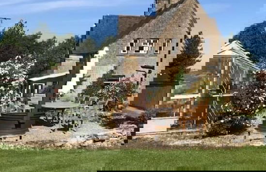 Beautiful 3 Bedroomed Cotswolds Farmhouse - Photo 37