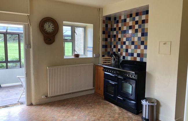 Beautiful 3 Bedroomed Cotswolds Farmhouse - Photo 7