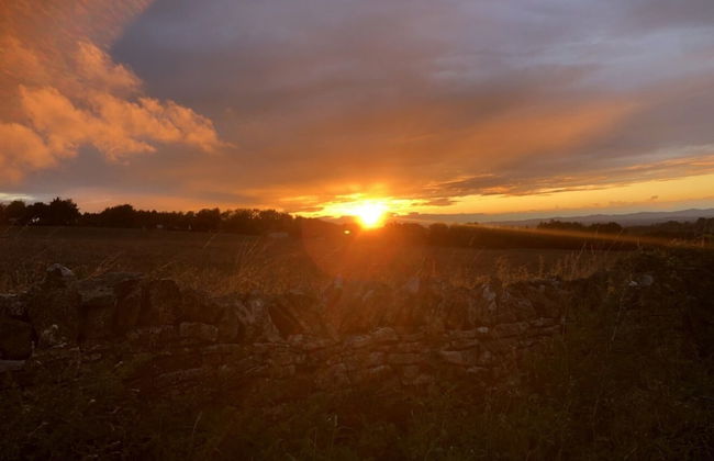 Beautiful 3 Bedroomed Cotswolds Farmhouse - Photo 19