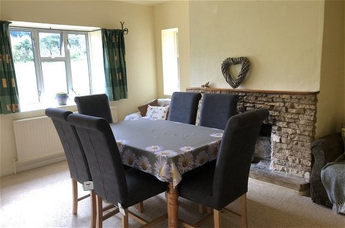Foto 10 - Beautiful 3 Bedroomed Cotswolds Farmhouse