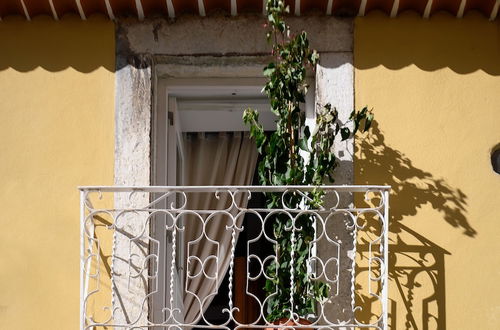 Photo 64 - Alfama Yellow House