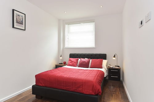 Photo 5 - Chancery Lane City Apartments