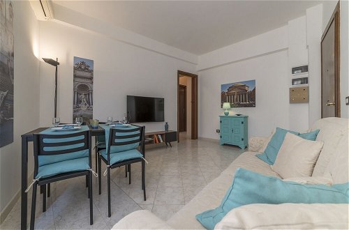 Foto 16 - San Giovanni Apartment with Balcony