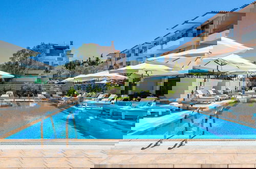 Photo 23 - Hesperides Hotel
