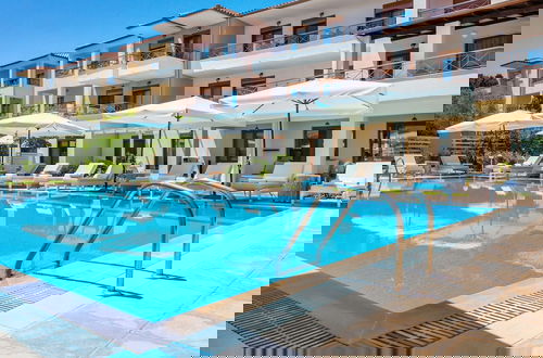 Photo 35 - Hesperides Hotel