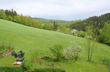 Photo 17 - Alluring Villa in Grunhainichen-borstendorf With Terrace