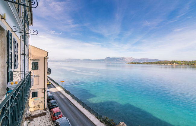 Mouragia Luxury Seaview Suite by Konnect - Foto 15