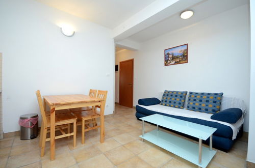 Foto 5 - A2 - apt With 2 Balconies, 5 min Walking to Beach