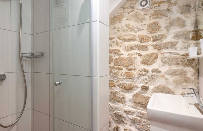 Awesome Stone House - Foto 50