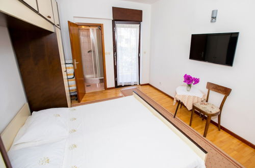 Foto 4 - Captivating 2-bed Apartment in Podstrana