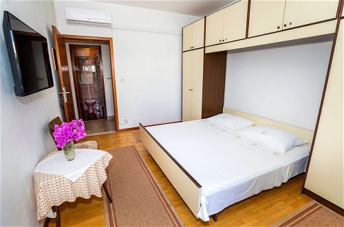 Foto 7 - Captivating 2-bed Apartment in Podstrana